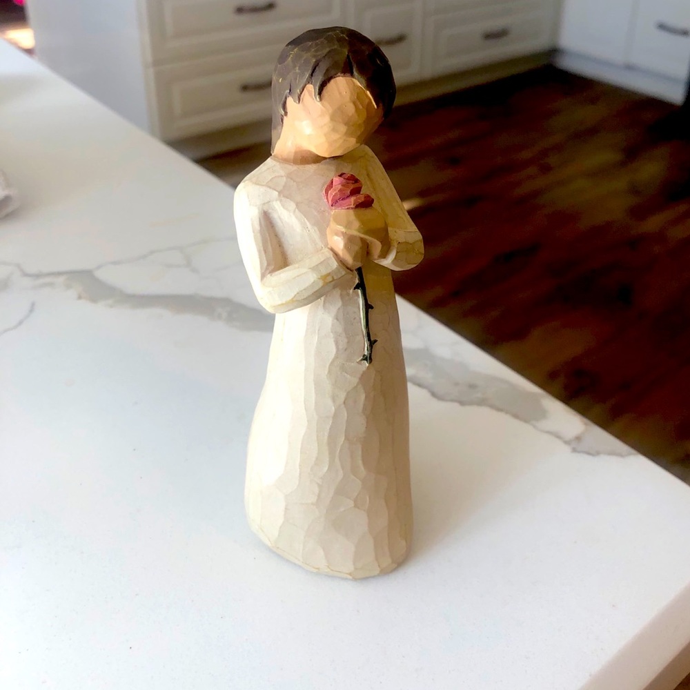 Willow tree Loving Angel Collectible